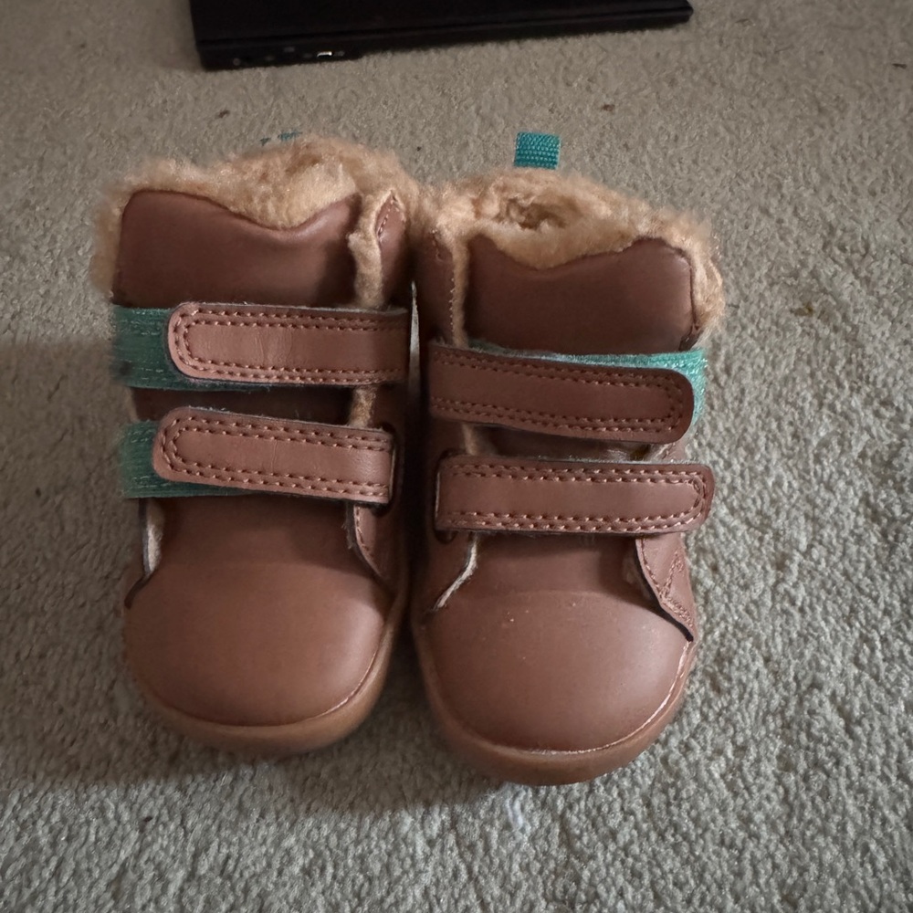 Ten little toddler Boots